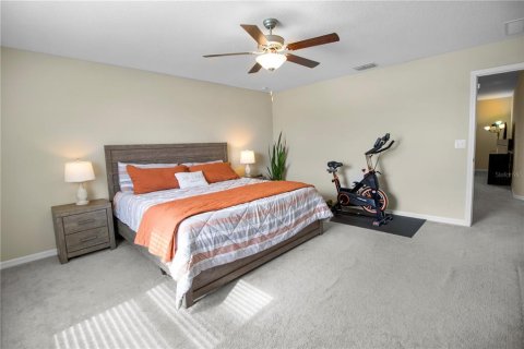 House in Riverview, Florida 4 bedrooms, 244.8 sq.m. № 1915848 - photo 14