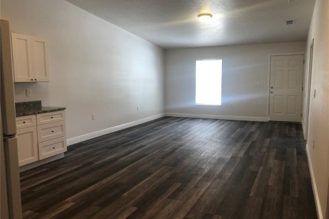 Apartamento en alquiler en Seffner, Florida, 3 dormitorios, 115.11 m2 № 1903268 - foto 3