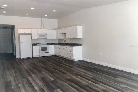 Apartamento en alquiler en Seffner, Florida, 3 dormitorios, 115.11 m2 № 1903268 - foto 4