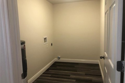Apartamento en alquiler en Seffner, Florida, 3 dormitorios, 115.11 m2 № 1903268 - foto 11