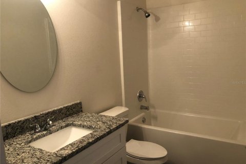 Apartamento en alquiler en Seffner, Florida, 3 dormitorios, 115.11 m2 № 1903268 - foto 9