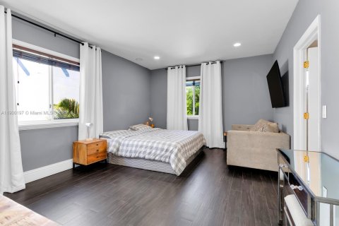 Adosado en alquiler en Miami, Florida, 3 dormitorios, 195.09 m2 № 1952054 - foto 23
