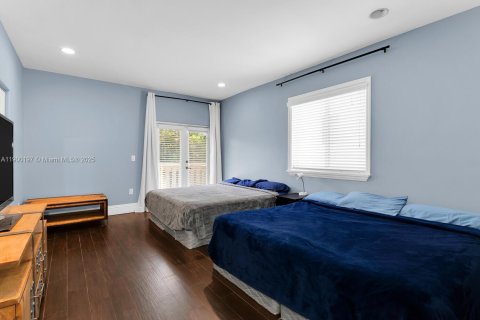 Adosado en alquiler en Miami, Florida, 3 dormitorios, 195.09 m2 № 1952054 - foto 28