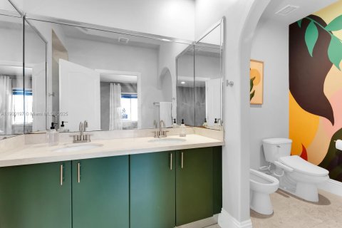 Adosado en alquiler en Miami, Florida, 3 dormitorios, 195.09 m2 № 1952054 - foto 26