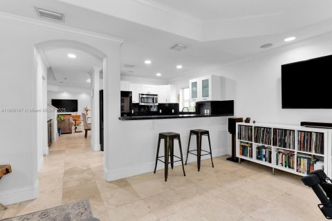 Adosado en alquiler en Miami, Florida, 3 dormitorios, 195.09 m2 № 1952054 - foto 16