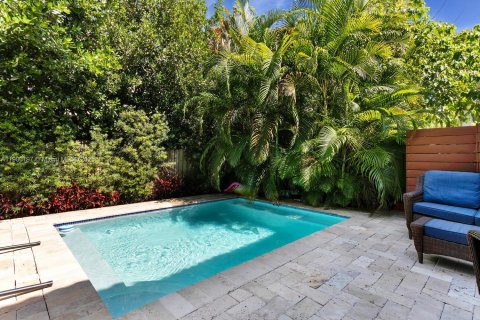 Adosado en alquiler en Miami, Florida, 3 dormitorios, 195.09 m2 № 1952054 - foto 21