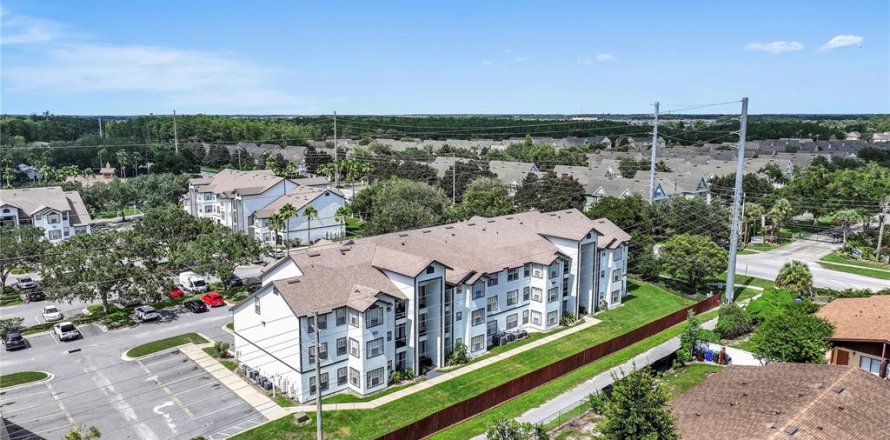 Condo à Kissimmee, Floride, 2 chambres  № 2283807