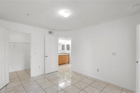 Copropriété à louer à Kissimmee, Floride: 2 chambres, 95.32 m2 № 2283807 - photo 10