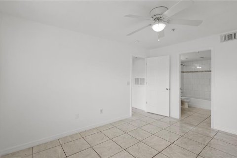 Copropriété à louer à Kissimmee, Floride: 2 chambres, 95.32 m2 № 2283807 - photo 19