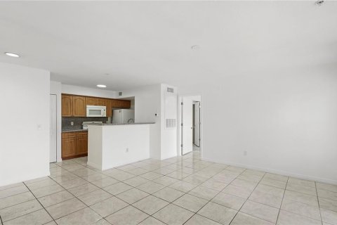 Copropriété à louer à Kissimmee, Floride: 2 chambres, 95.32 m2 № 2283807 - photo 3