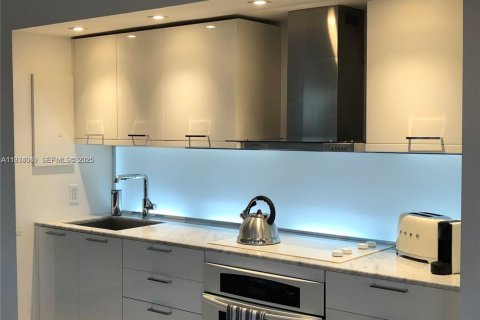 Снять в аренду кондоминиум в Майами-Бич, Флорида 62.99м2, № 1992506 - фото 8