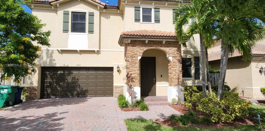 Villa ou maison à Homestead, Floride 5 chambres, 310.29 m2 № 1959277