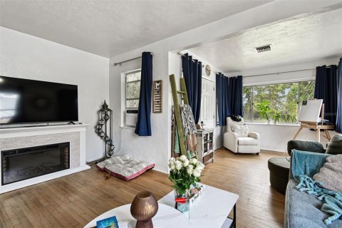 Immobilier commercial à vendre à Gulfport, Floride: 2 chambres, 129.51 m2 № 1912633 - photo 15