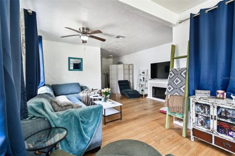 Immobilier commercial à vendre à Gulfport, Floride: 2 chambres, 129.51 m2 № 1912633 - photo 14