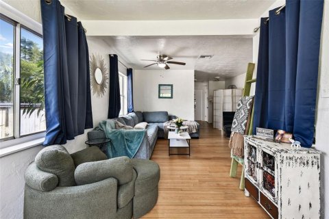 Immobilier commercial à vendre à Gulfport, Floride: 2 chambres, 129.51 m2 № 1912633 - photo 13