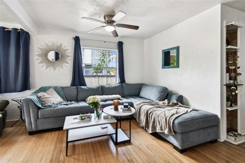 Immobilier commercial à vendre à Gulfport, Floride: 2 chambres, 129.51 m2 № 1912633 - photo 16