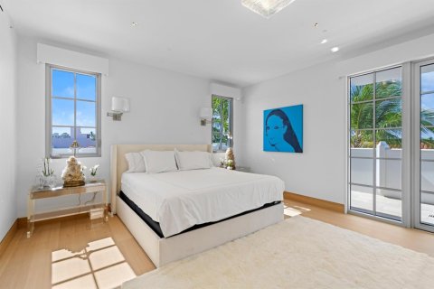 Apartment in Palm Beach, Florida 2 bedrooms, 176.51 sq.m. № 2245739 - photo 20