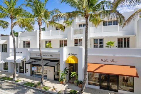 Apartment in Palm Beach, Florida 2 bedrooms, 176.51 sq.m. № 2245739 - photo 2