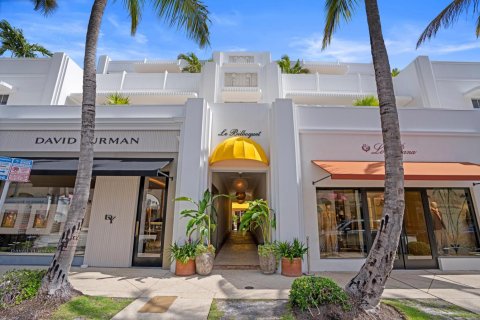 Apartment in Palm Beach, Florida 2 bedrooms, 176.51 sq.m. № 2245739 - photo 3