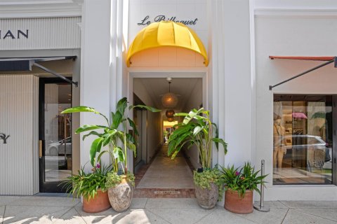 Apartment in Palm Beach, Florida 2 bedrooms, 176.51 sq.m. № 2245739 - photo 4