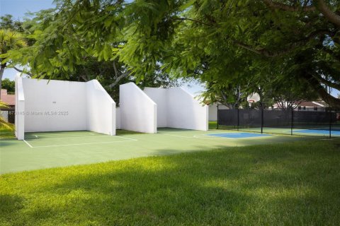 Adosado en alquiler en Miami, Florida, 3 dormitorios, 147.9 m2 № 1897981 - foto 16