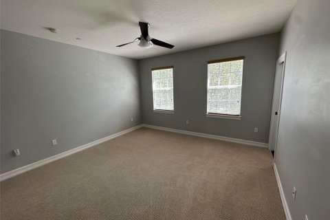 Townhouse in Orlando, Florida 3 bedrooms, 175.77 sq.m. № 1917745 - photo 11