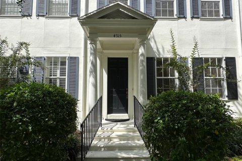 Townhouse in Orlando, Florida 3 bedrooms, 175.77 sq.m. № 1917745 - photo 1