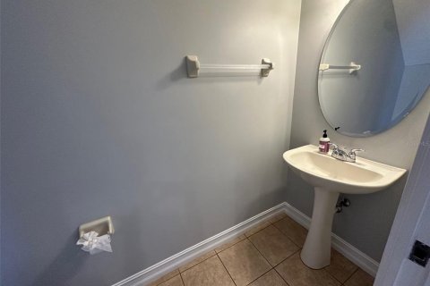 Townhouse in Orlando, Florida 3 bedrooms, 175.77 sq.m. № 1917745 - photo 8