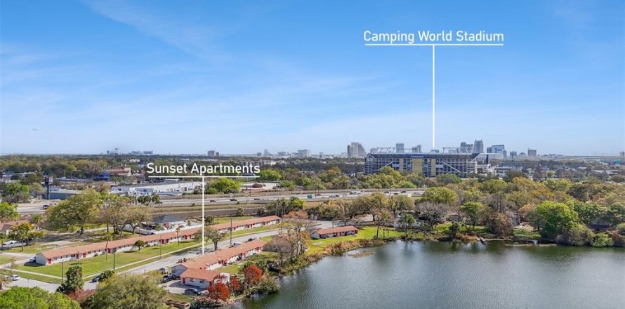 Propiedad comercial en Orlando, Florida 38 dormitorios, 1801.56 m2 № 2128546