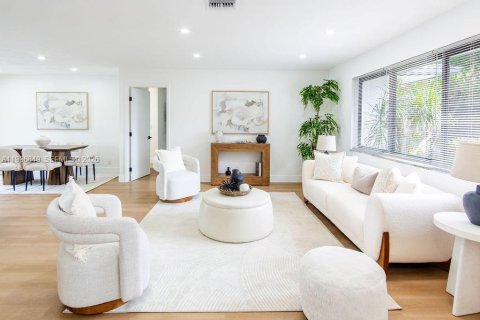 Купить виллу или дом в Дейви, Флорида 3 спальни, 164.53м2, № 2058508 - фото 7