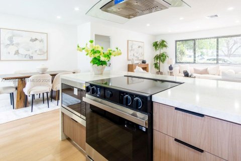 Купить виллу или дом в Дейви, Флорида 3 спальни, 164.53м2, № 2058508 - фото 17