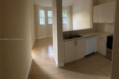 Купить кондоминиум в Хомстед, Флорида 3 спальни, 99.96м2, № 2088447 - фото 10