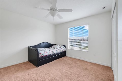 House in Davenport, Florida 4 bedrooms, 239.69 sq.m. № 2098831 - photo 29