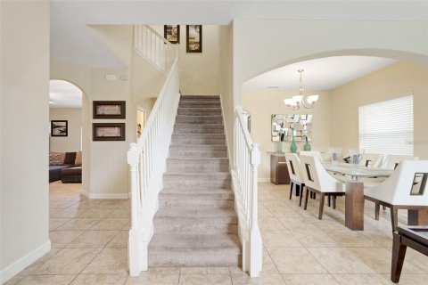 House in Davenport, Florida 4 bedrooms, 239.69 sq.m. № 2098831 - photo 23
