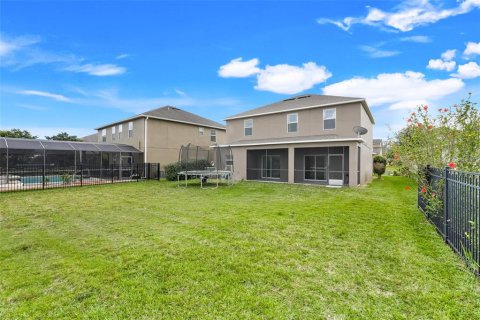 House in Davenport, Florida 4 bedrooms, 239.69 sq.m. № 2098831 - photo 5
