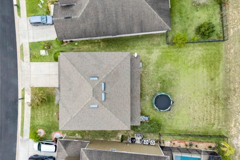 House in Davenport, Florida 4 bedrooms, 239.69 sq.m. № 2098831 - photo 8