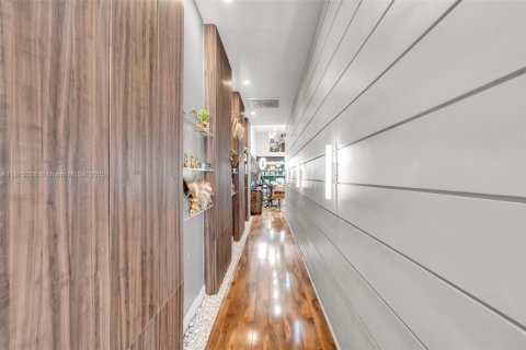 Immobilier commercial à vendre à Coral Gables, Floride № 1938306 - photo 10