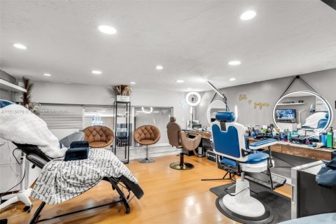 Immobilier commercial à vendre à Coral Gables, Floride № 1938306 - photo 25