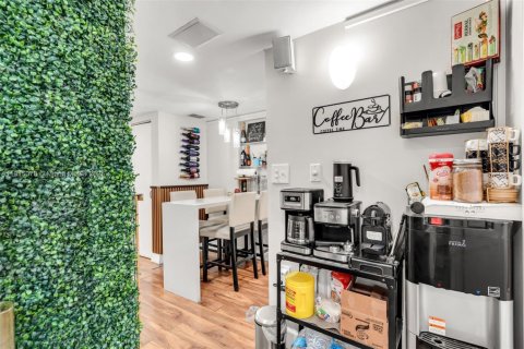 Immobilier commercial à vendre à Coral Gables, Floride № 1938306 - photo 17