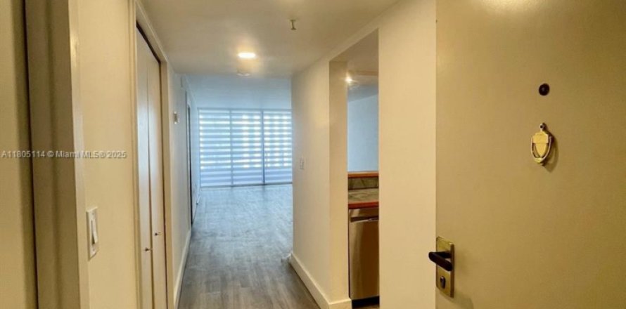 Condo à Miami, Floride, 1 chambre № 1774254