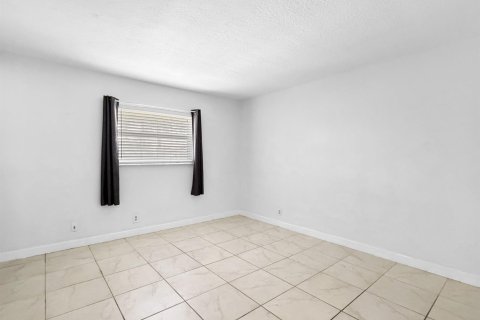 Copropriété à vendre à Wilton Manors, Floride: 1 chambre, 55.46 m2 № 2084797 - photo 10