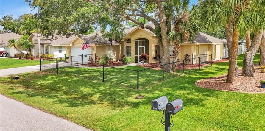 Casa en Port Charlotte, Florida 3 dormitorios, 186.73 m2 № 1256991