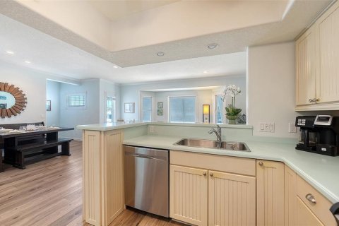 Villa ou maison à vendre à Holmes Beach, Floride: 3 chambres, 182.83 m2 № 2400184 - photo 12