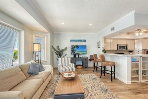 Villa ou maison à vendre à Holmes Beach, Floride: 3 chambres, 182.83 m2 № 2400184 - photo 6