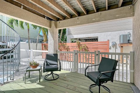 Villa ou maison à vendre à Holmes Beach, Floride: 3 chambres, 182.83 m2 № 2400184 - photo 25