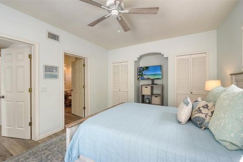 Villa ou maison à vendre à Holmes Beach, Floride: 3 chambres, 182.83 m2 № 2400184 - photo 16