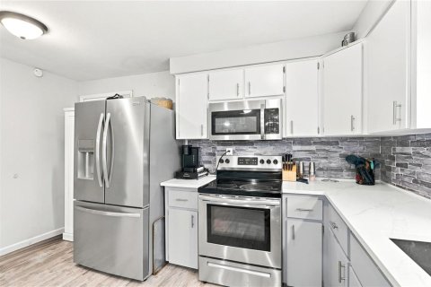 Casa en venta en Lake Wales, Florida, 4 dormitorios, 230.03 m2 № 2360793 - foto 5