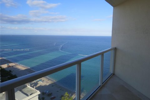 Condominio en alquiler en Sunny Isles Beach, Florida, 2 dormitorios, 159.33 m2 № 2050642 - foto 18