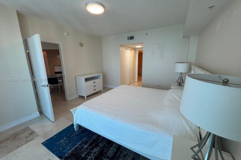 Condominio en alquiler en Sunny Isles Beach, Florida, 2 dormitorios, 159.33 m2 № 2050642 - foto 10