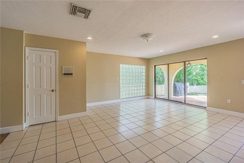 Casa en venta en Odessa, Florida, 5 dormitorios, 384.8 m2 № 1915712 - foto 19